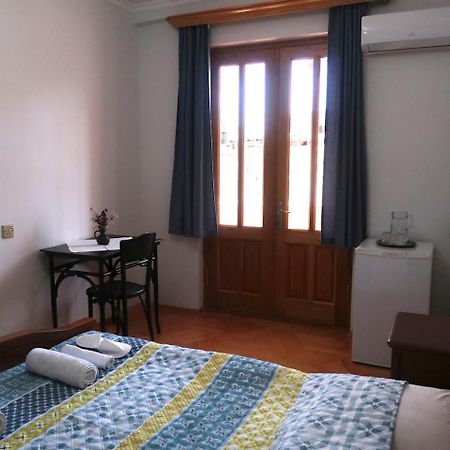 Guest House Merci Тбилиси Екстериор снимка
