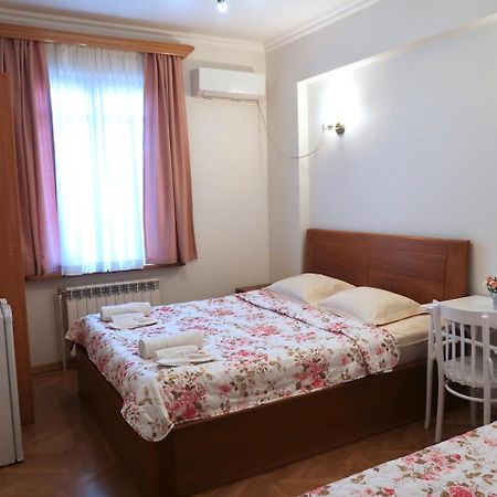 Guest House Merci Тбилиси Екстериор снимка
